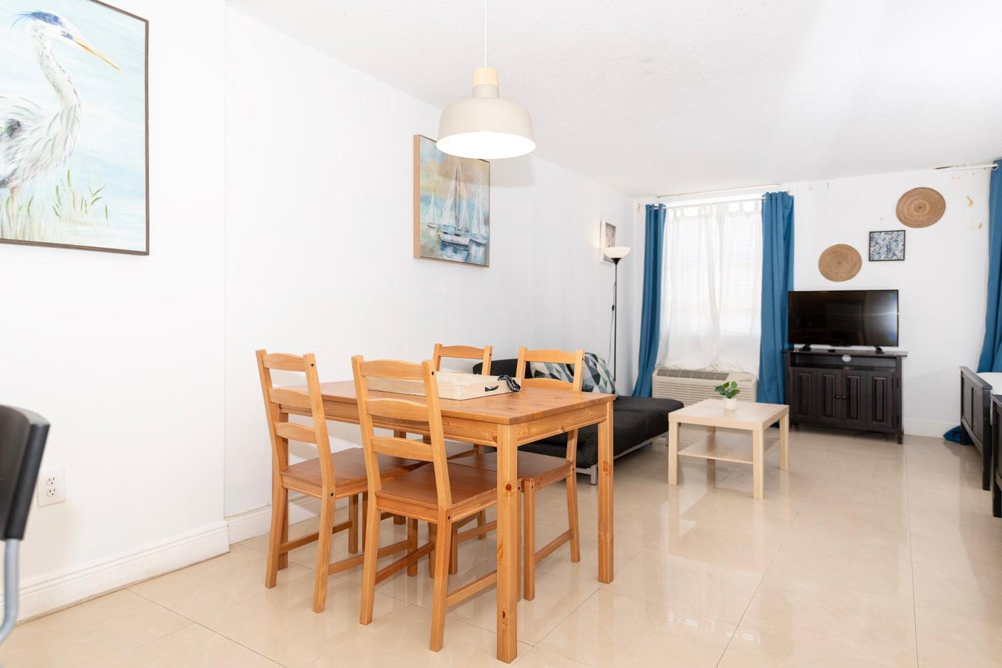 Sobe Apartments Майами-Бич Экстерьер фото