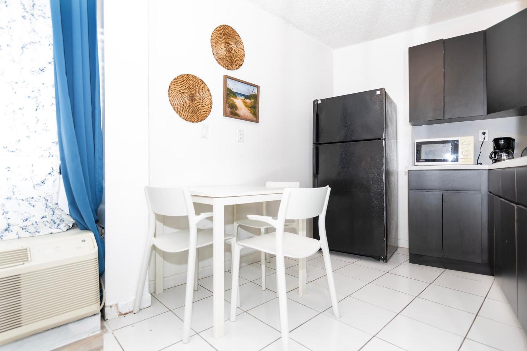 Sobe Apartments Майами-Бич Экстерьер фото